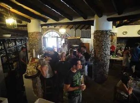 Los Chozos